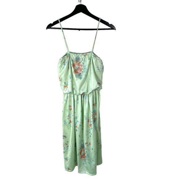 Vintage Dresses & Skirts - Vintage 80s Green Floral Print Below Knee Spaghetti Strap Dress Medium